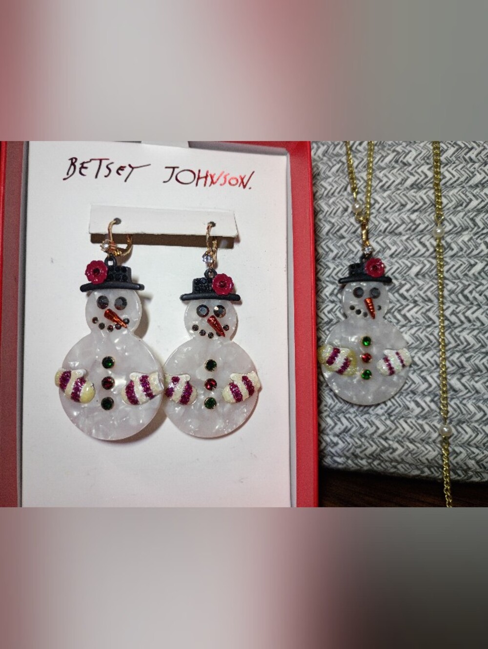 Betsey Johnson White Snowman Drop Earrings with Necklace